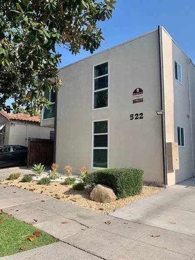 Main picture of 522 N Sweetzer Ave