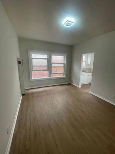 Main picture of 1162 N Western Ave