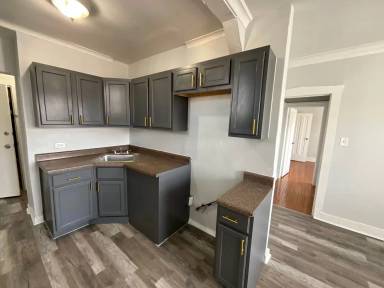 Main picture of 6600 S Ingleside Ave