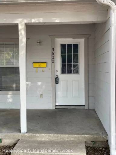 Main picture of 3500 Wood Ave