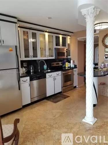 Main picture of 250 NE 174th St