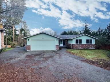 Main picture of 229 155th Pl SE