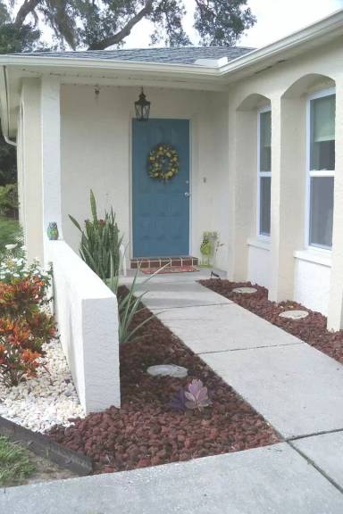 Main picture of 2365 Gallagher Ave