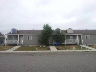 Main picture of 99 13th St