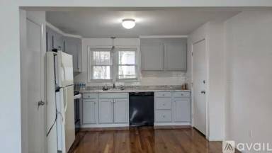Main picture of 19 Reservoir Dr