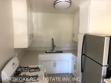 Main picture of 4234 Degnan Blvd