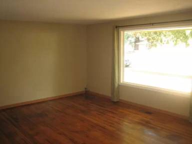Main picture of 3008 Beacon St NE
