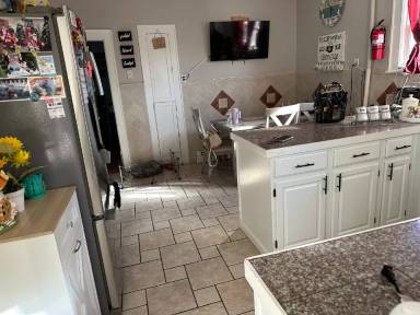 Main picture of 919 Camplain Rd