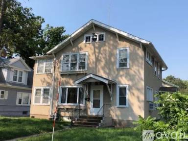 Main picture of 106 Spruce Ave