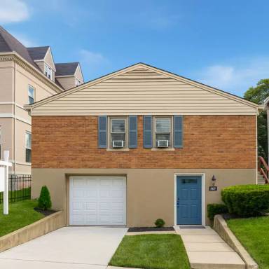 Main picture of 2108 Auburn Avenue