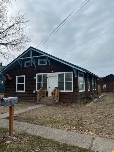 Main picture of 10300 S C St