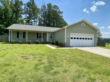 Main picture of 234 Bishop Dr