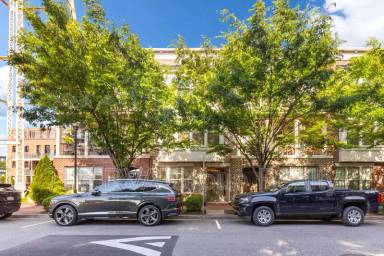 Main picture of 4953 Old Main St