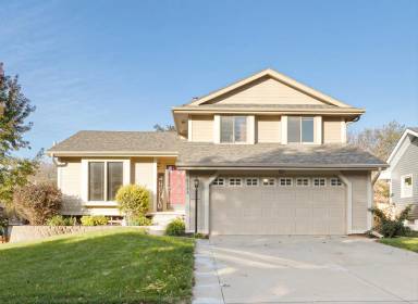 Main picture of 5120 S 162nd Ave