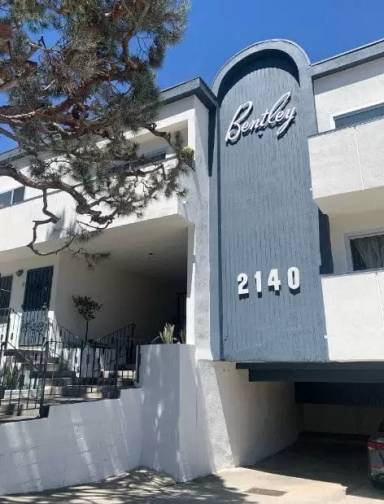 Main picture of 2140 S Bentley Ave