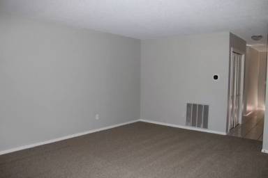 Main picture of 325 Butch Cassidy Dr