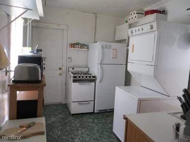 Main picture of 83 14th St