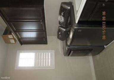 Main picture of 3906 Galway Bay Rd