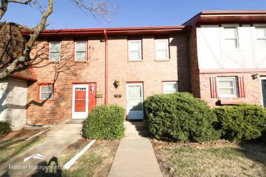 Main picture of 300 Twykingham Pl