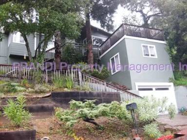 Main picture of 228 Miramar Ave