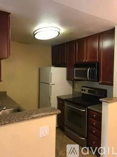 Main picture of 1108 Yarwood Ct