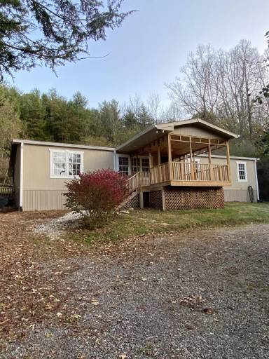 Main picture of 117 Old Charlotte Hwy