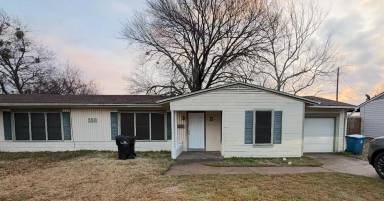 Main picture of 138 Vandenburg Dr