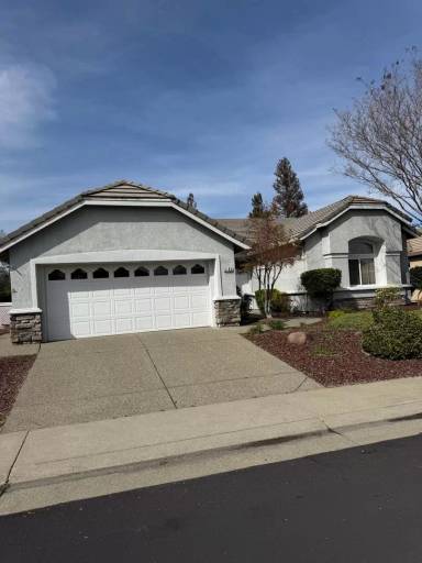 Main picture of 6185 Rose Garden Ln