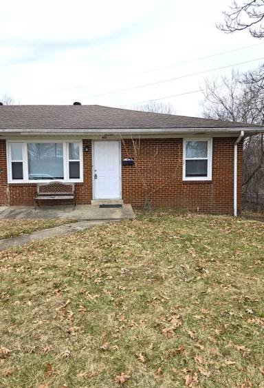 Main picture of 401 Springhill Dr