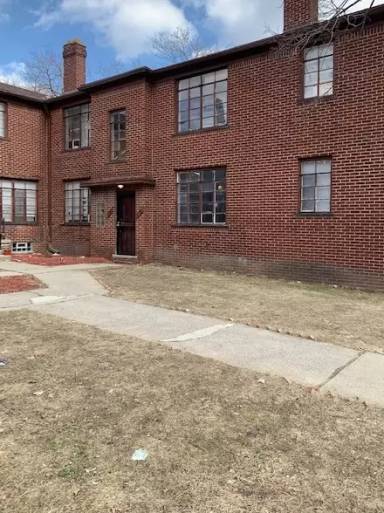 Main picture of 3280 W Boston Blvd