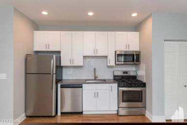 Main picture of 344 W Dickens Ave