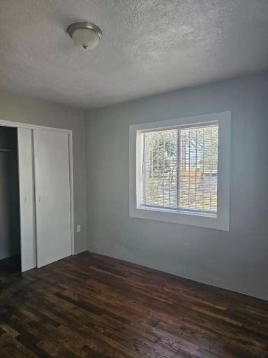 Main picture of 505 Florida St SE