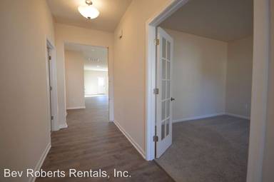 Main picture of 1016 Sandtrap Way