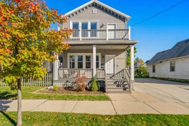 Main picture of 2138 N Hubbard St