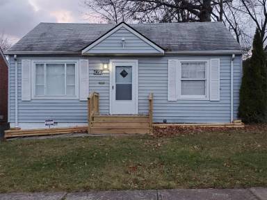 Main picture of 4356 E 141st St