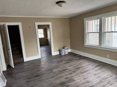 Main picture of 650 Kern St