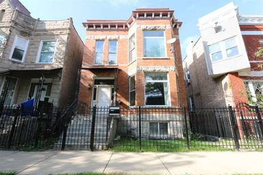 Main picture of 2634 W 15th Pl