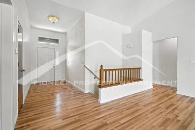 Main picture of 205 Hawthorn St