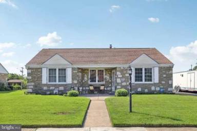 Main picture of 9959 Ferndale St