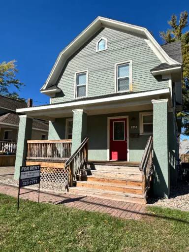 Main picture of 645 Phillips St