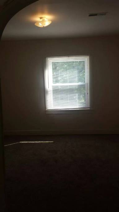 Main picture of 720 W North St