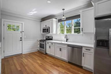 Main picture of 30 Fairmont Pl