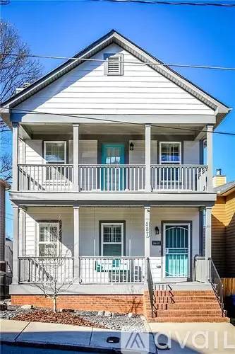 Main picture of 587 Delbridge St NW
