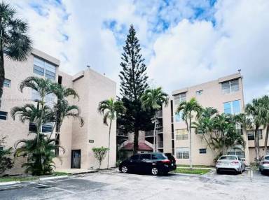 Main picture of Live Oak Condo