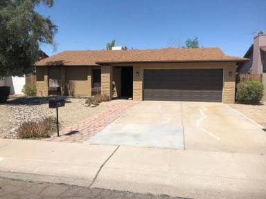 Main picture of 4062 W Mercer Ln