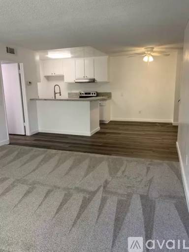 Main picture of Old Orchard Condominiums