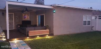 Main picture of 6609 Winnetka Ave