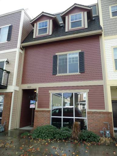 Main picture of 1103 SE Rasmussen Blvd
