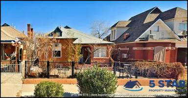 Main picture of 1114 N El Paso St