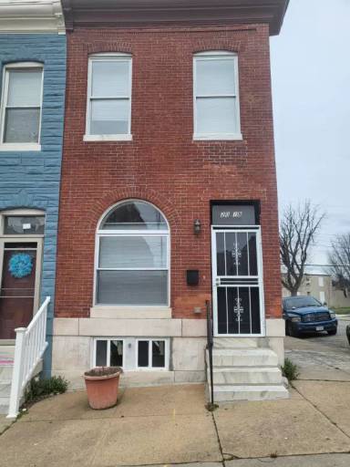Main picture of 2018 E Lanvale St